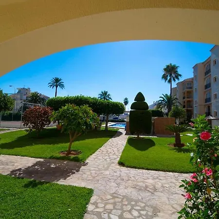 Apartamento En Con Piscina Cerca De La Playa Dénia