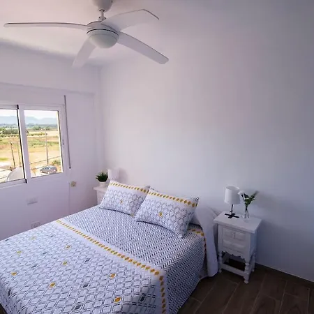 Apartamento En Con Piscina Cerca De La Playa Appartement *