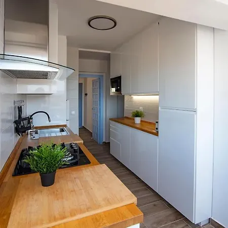 Apartamento En Con Piscina Cerca De La Playa Dénia
