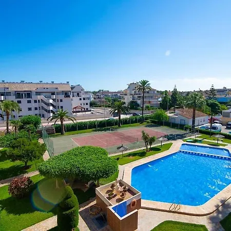 Apartamento En Con Piscina Cerca De La Playa Apartamento *